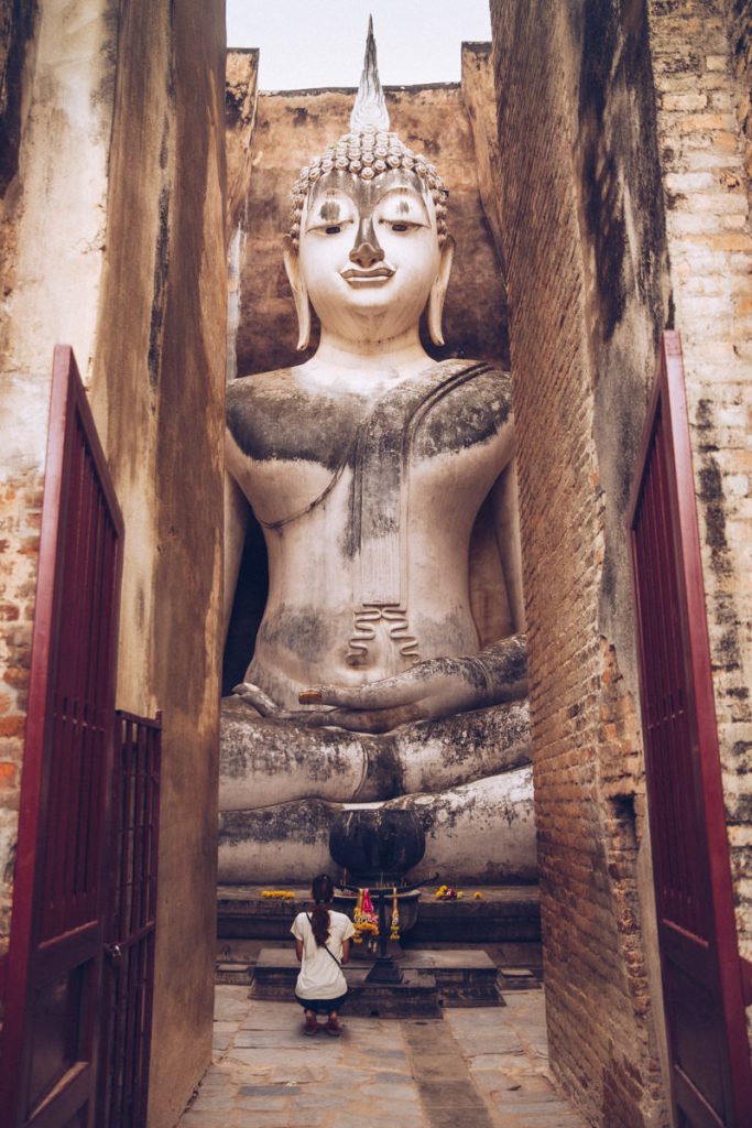 Parc historique Sukhothai - priere Wat si chum