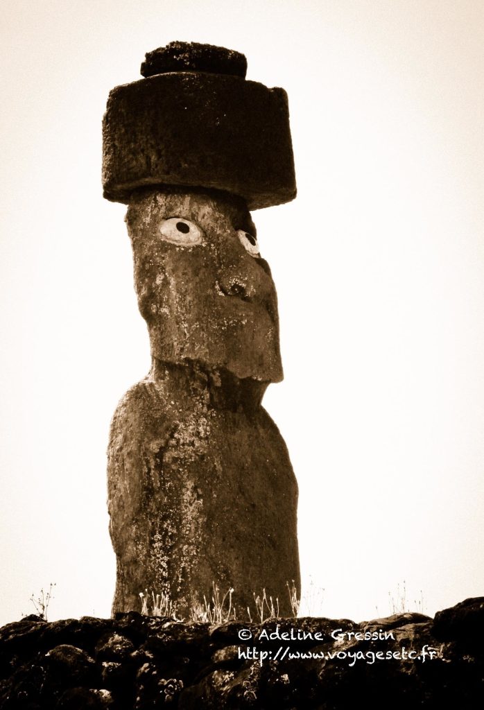 Moai de l'Ahu Ko Te Riku 2