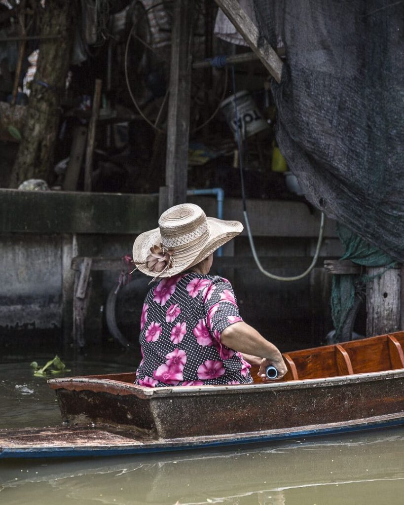 Toujours être chic dans les klongs -Bangkok, Thaïlande
