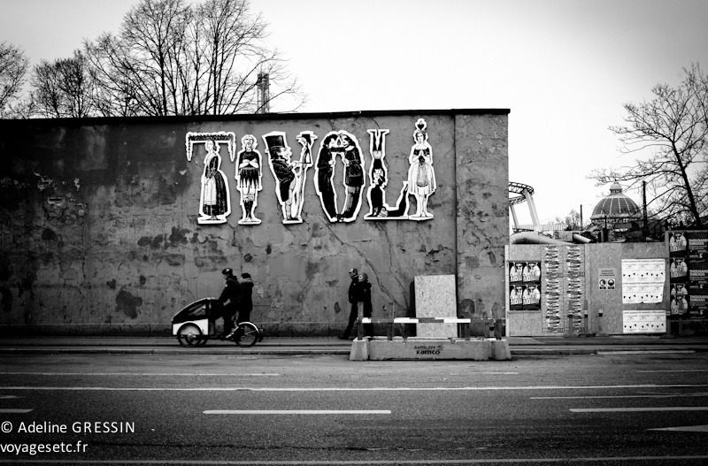 Velo devant Tivoli