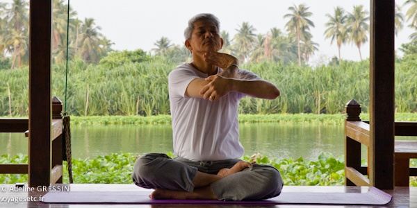 Bien être en Thailande Posture Ruesee Dadton
