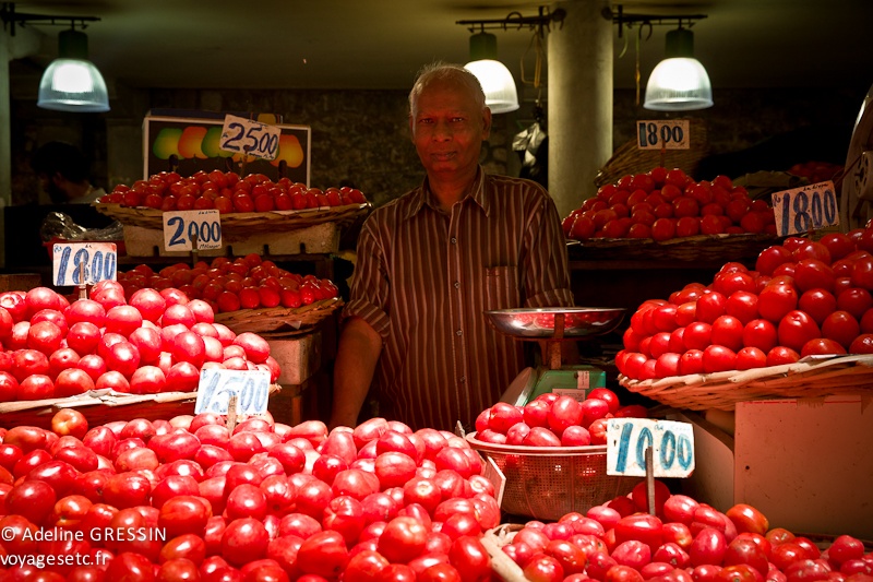 Marché de l'ile Maurice - Monsieur tomates