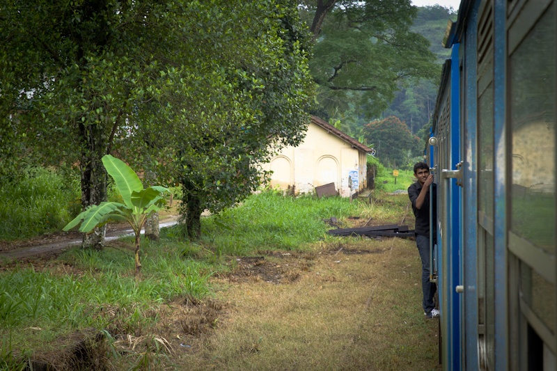 Prendre le train sri lanka - Mon pote