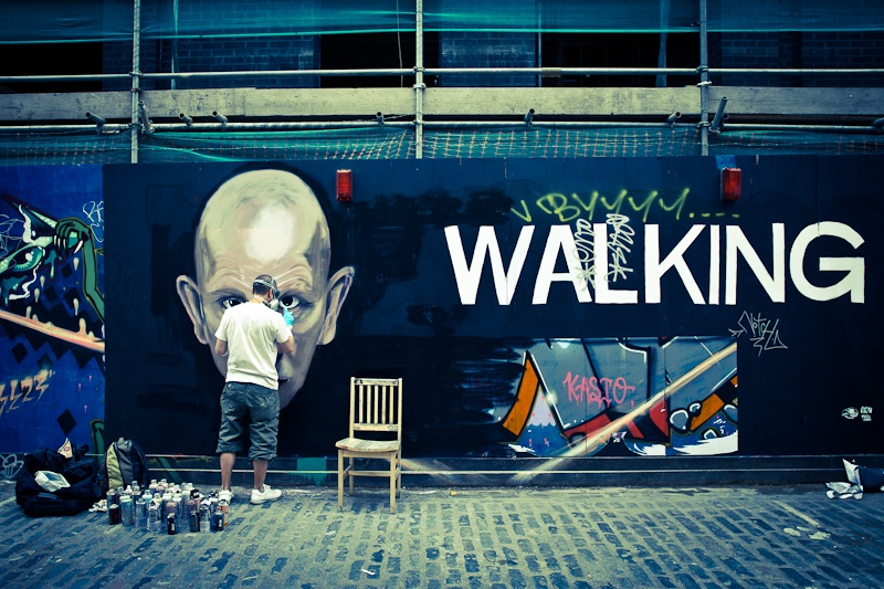 Street art a Londres - L'homme et son matos