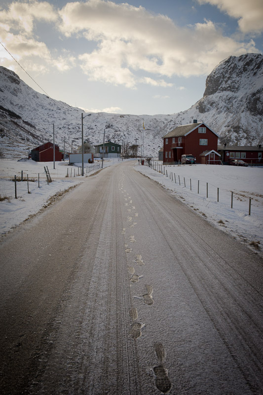 Unstad - Route gelée a Unstad Norvege