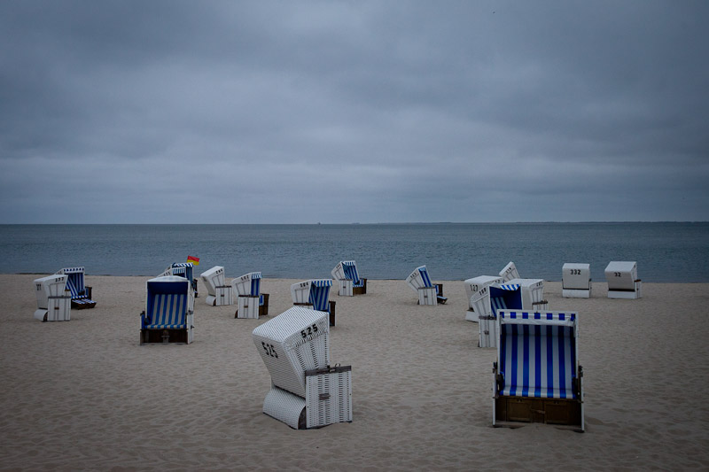 Surfer en Allemagne - Strandkorbe Sur la plage de Hornum Sylt