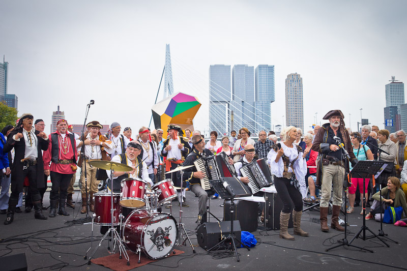 Rotterdam -Journees internationales portuaires la chorale des pirates