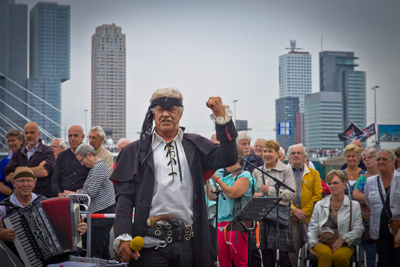 Rotterdam - le chef des pirates journees mondialies portuaires 2014