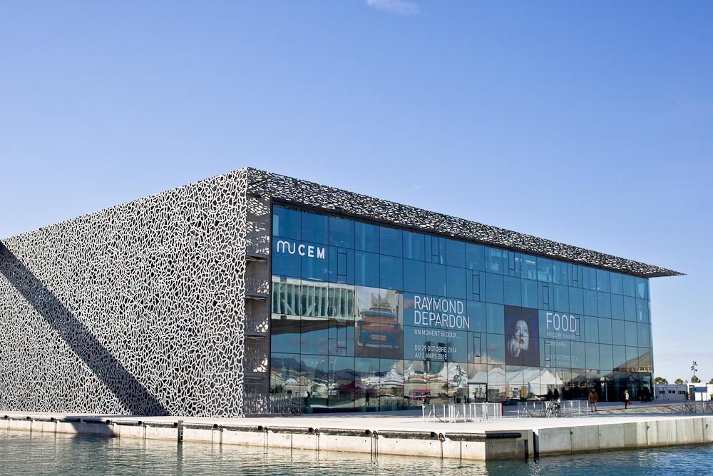 Esplanade du J4 Marseille - Vue sur le Mucem