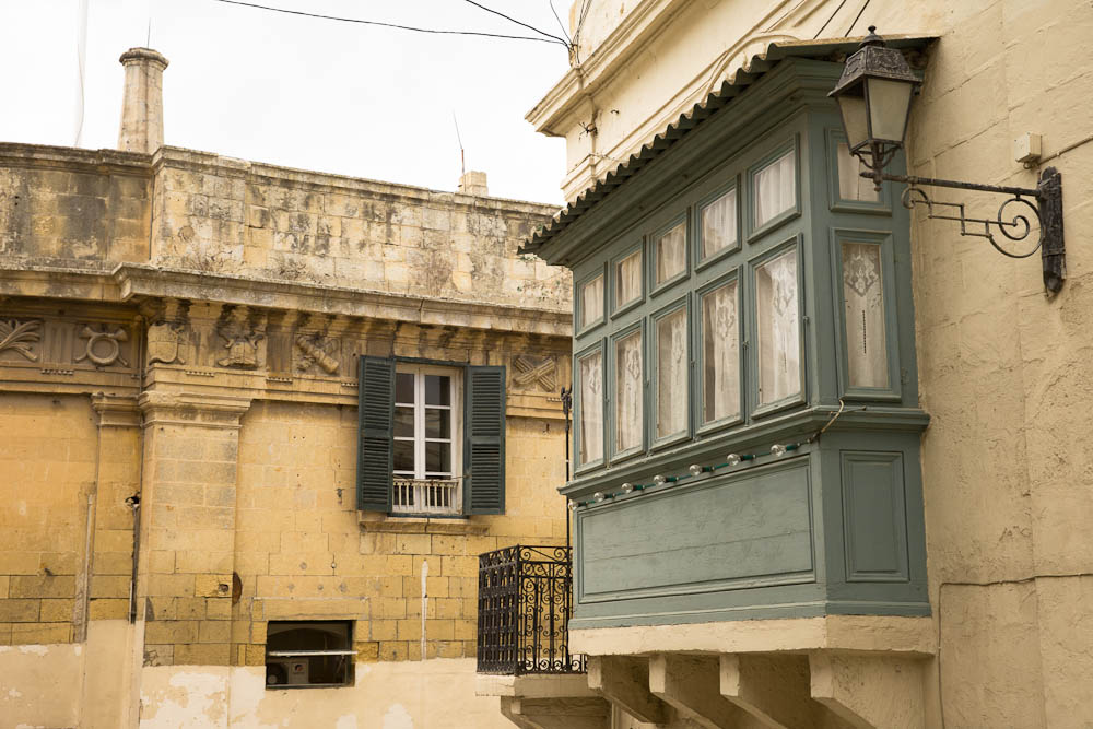 Bow window Victoria Gozo