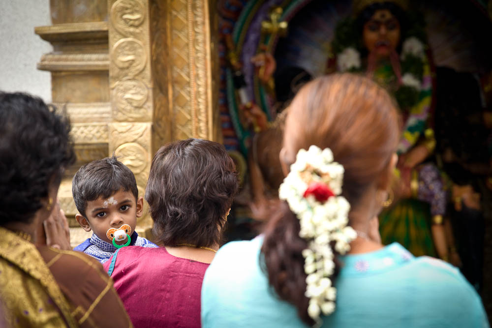Visiter singapour – Priere temple little india