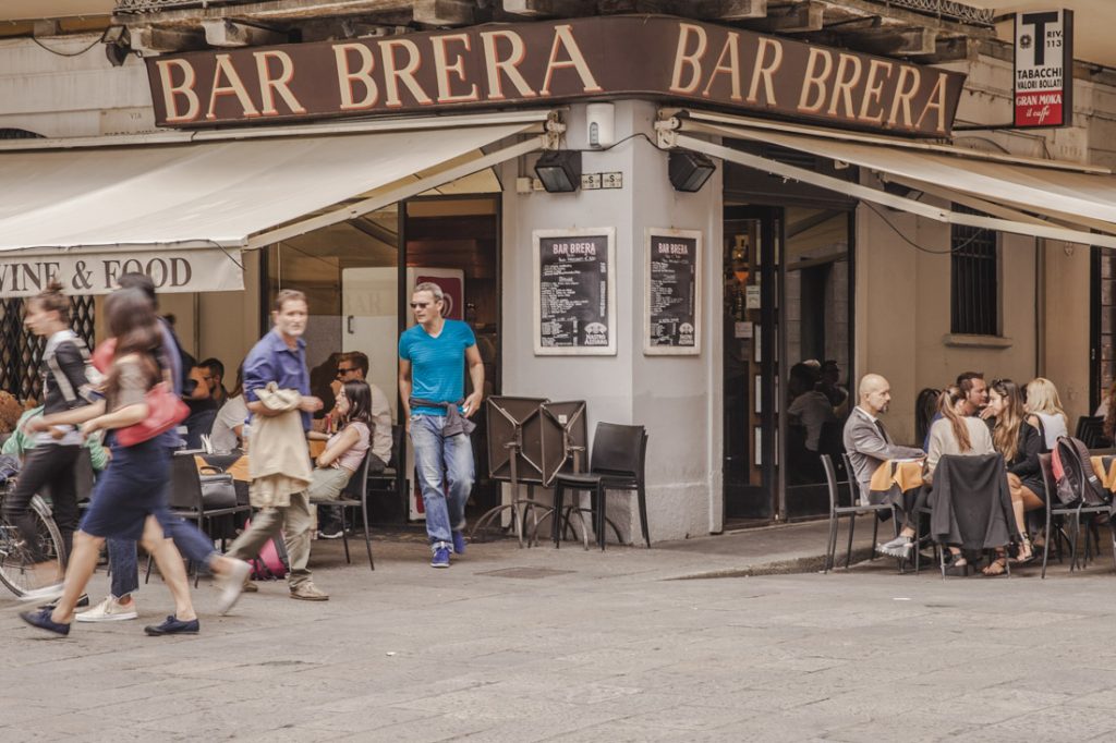 24 heures à Milan - Bar brera