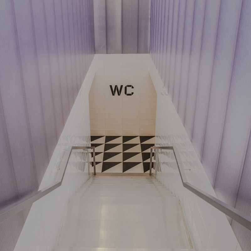 24 heures à Milan - Fondazione Prada WC