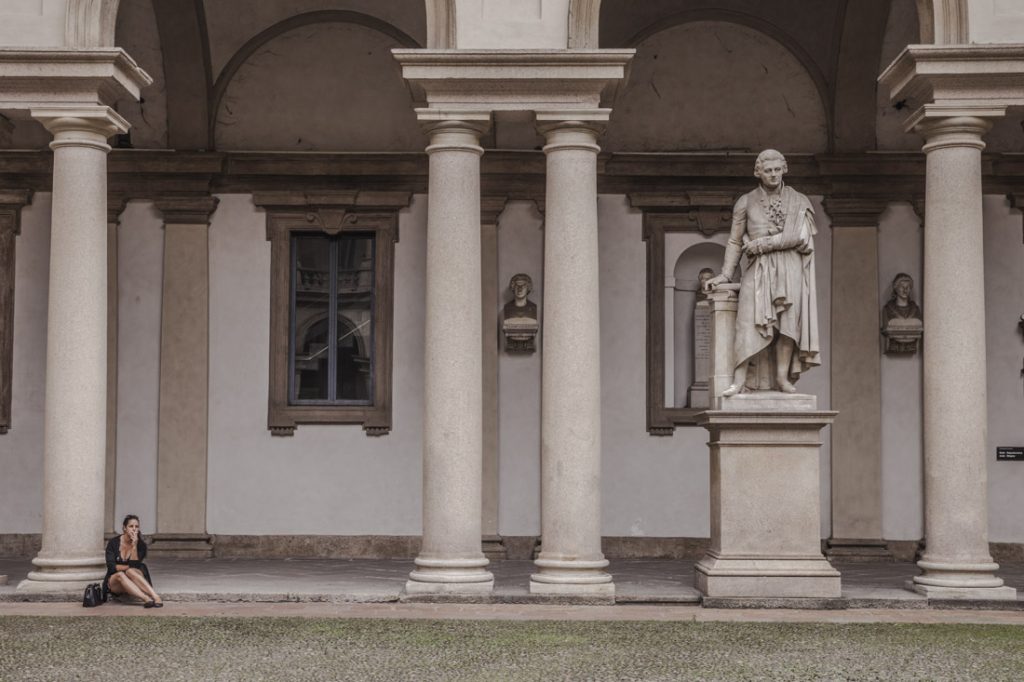 24 heures à Milan - dans la cour de la pinacoteca di brera
