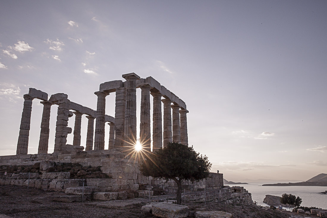 Athènes Grèce - coucher de soleil sur le cap Sounion