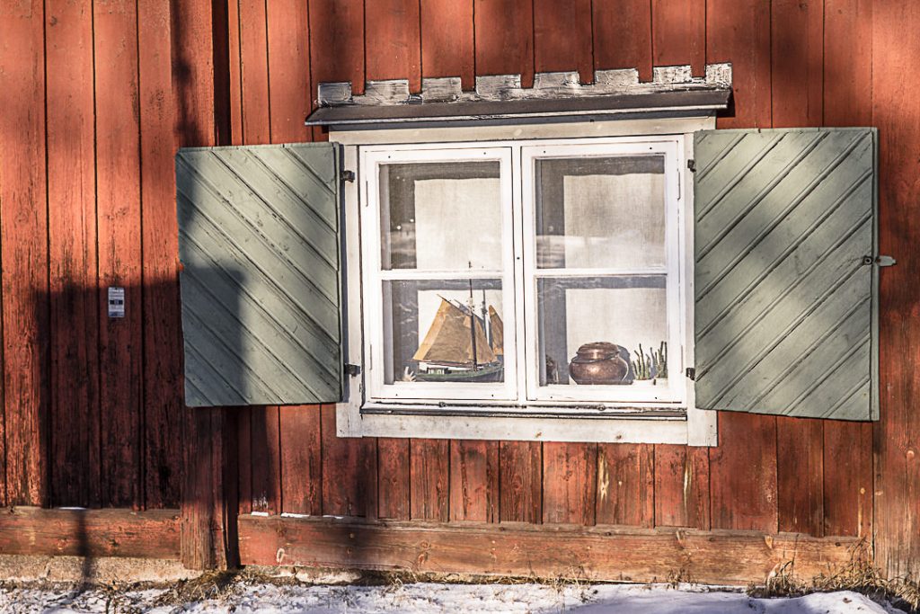Lever de soleil sur une fenêtre de Fjallgatan