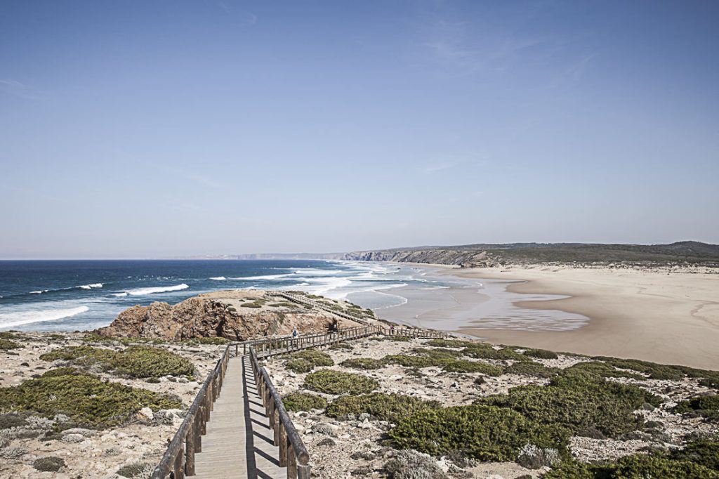 La plage de Bodeira vue d'en haut