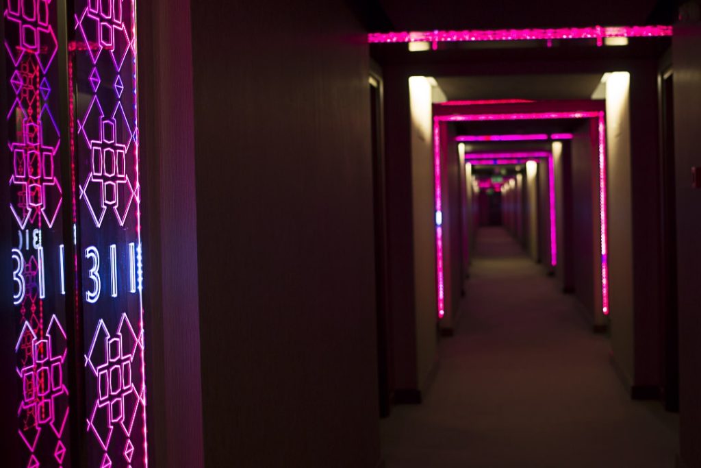 Le couloir de l'hotel W Istanbul