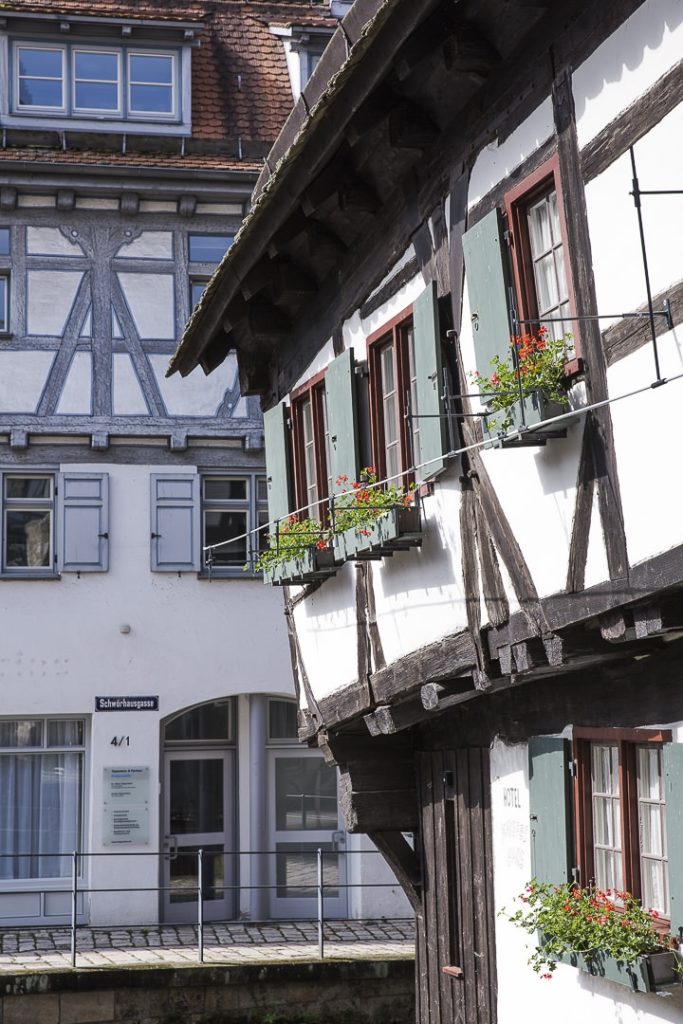 Oui la maison est bien penchée !!! Hotel Schiefes haus à Ulm - Allemagne