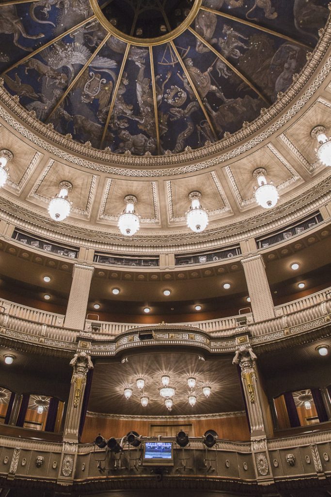 Intérieur de l'opéra de Stuttgart
