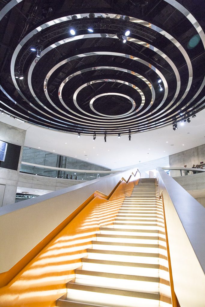 Stairways to heaven - Musée Mercedes Stuttgart