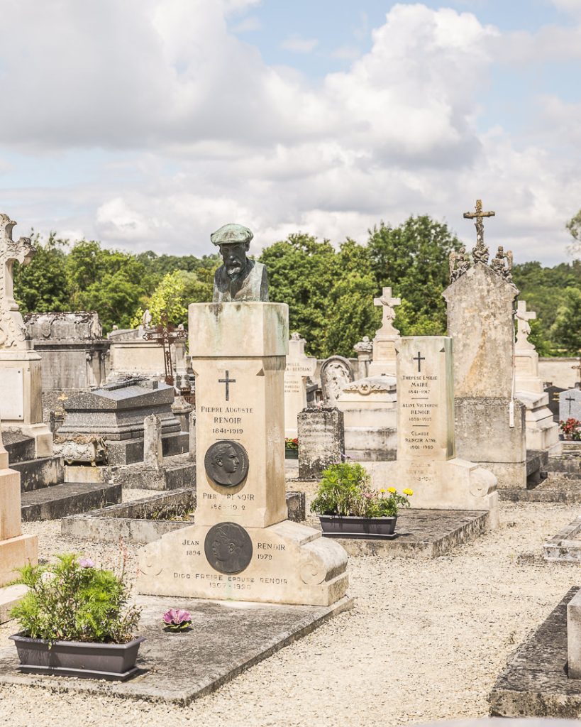 Cimetière d'Essoyes où est enterrée la famille Renoir