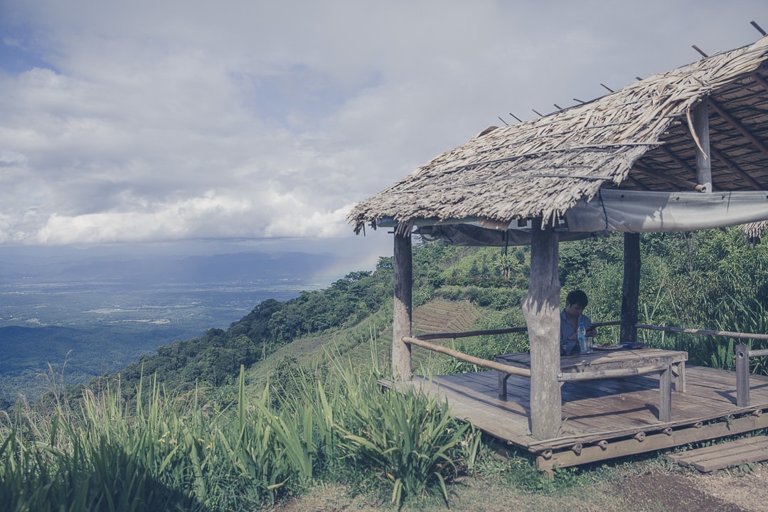 De la culture de pavot aux projets royaux nord de la thailande, le projet royal Hong Hoi près de Chiang se visite et offre de très belles vues sur les montagnes