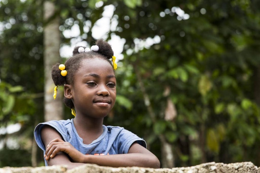 La route du cafe en haiti – la petite fille de fond jean Noel