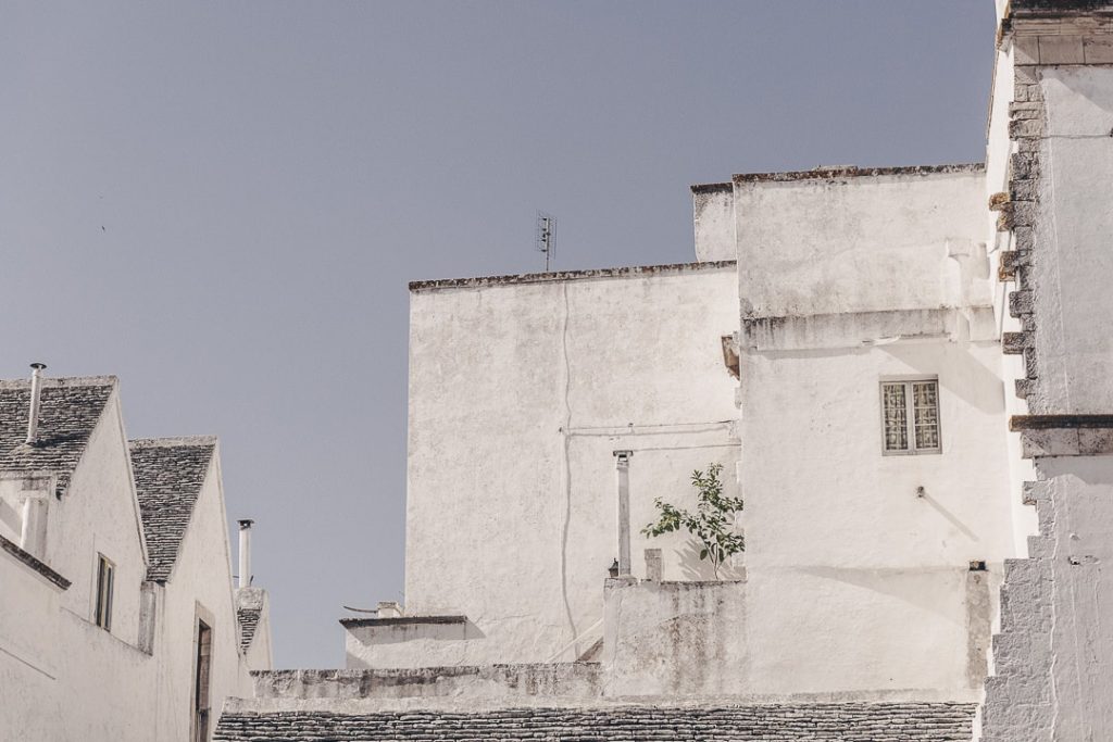 Les toits blancs typiques de Locorotondo