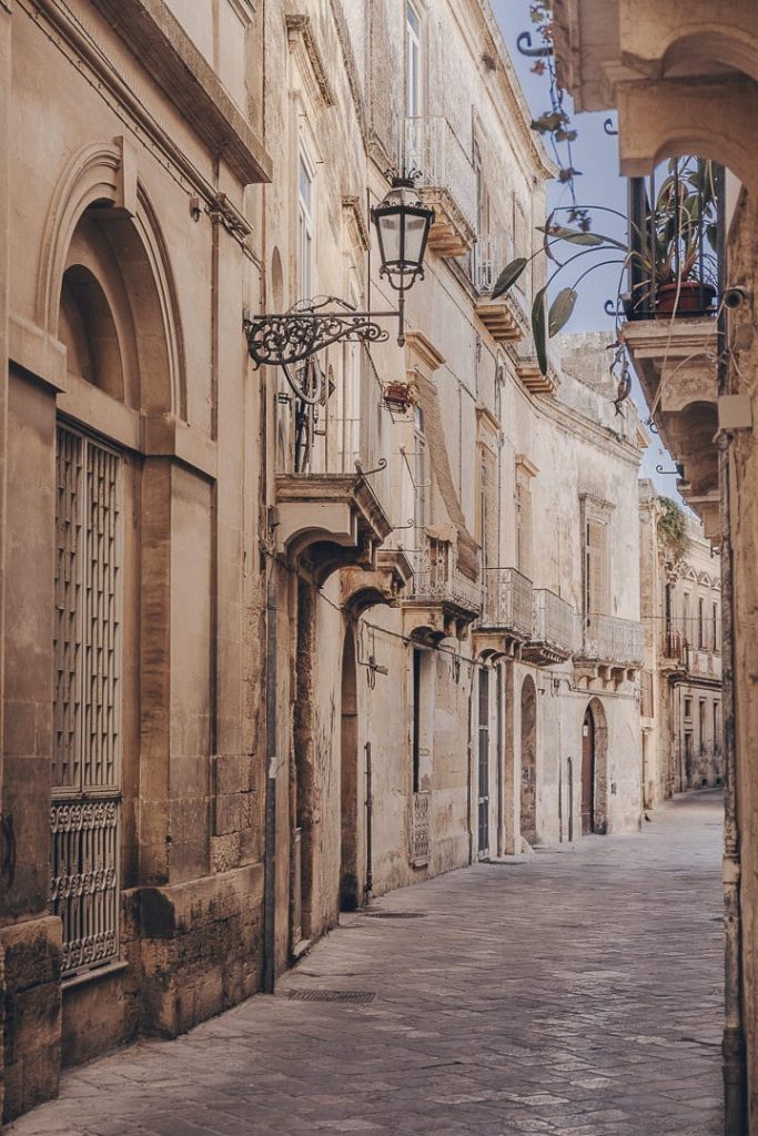 Ruelle de Lecce - Les Pouilles, Italie