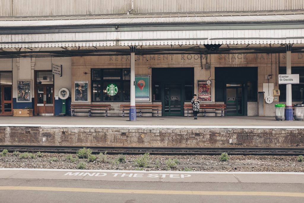 Mind the gap - Gare de Exeter - Voyage en Cornouailles, Angleterre