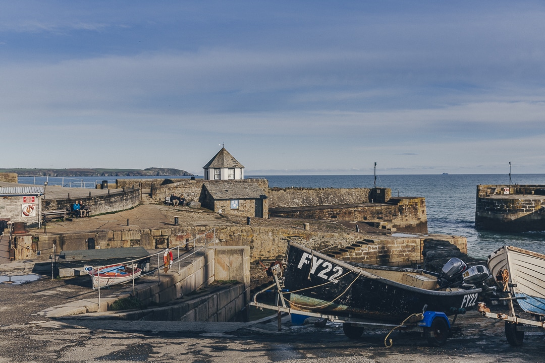 Voyage en Cornouailles, Angleterre - le port du village de Chalestown #lovecornwall #VisitBritain