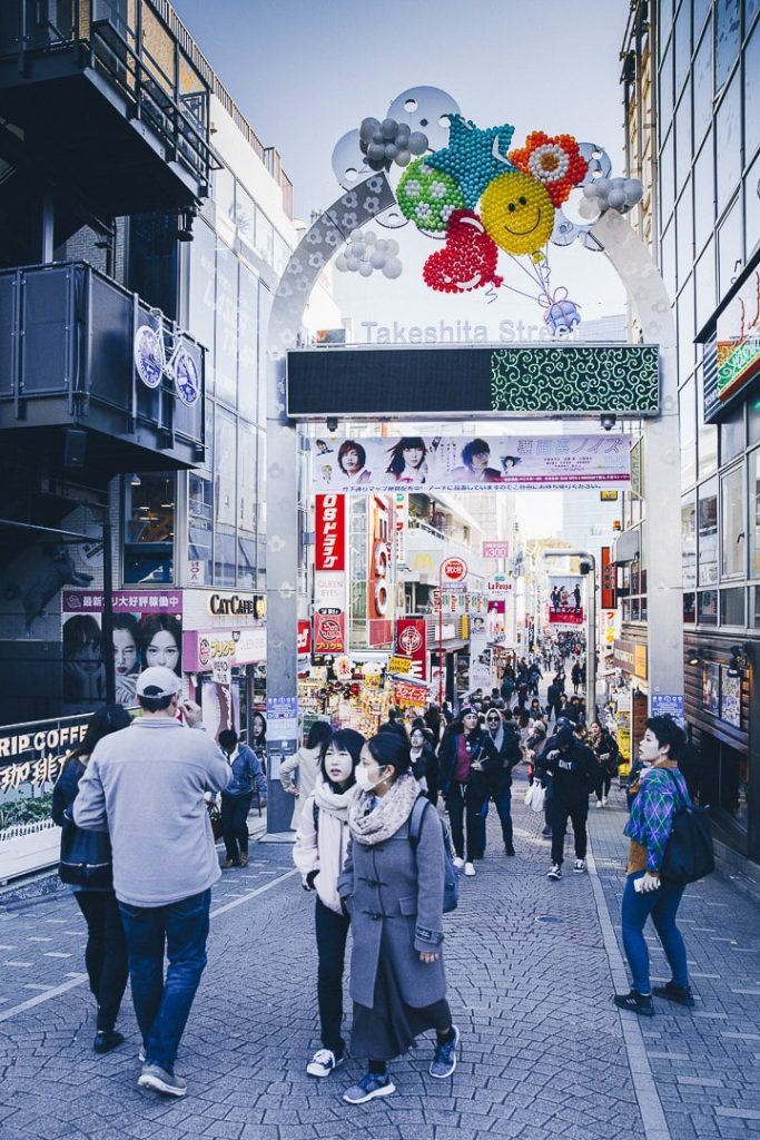visiter tokyo en une journée -Takeshita dori rue des lolitas