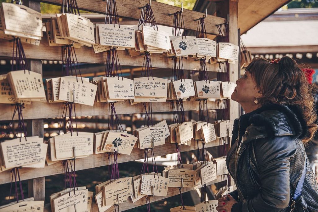 Les offrandes au temple Meiji-Jingu à Tokyo #visitJapan #tokyo