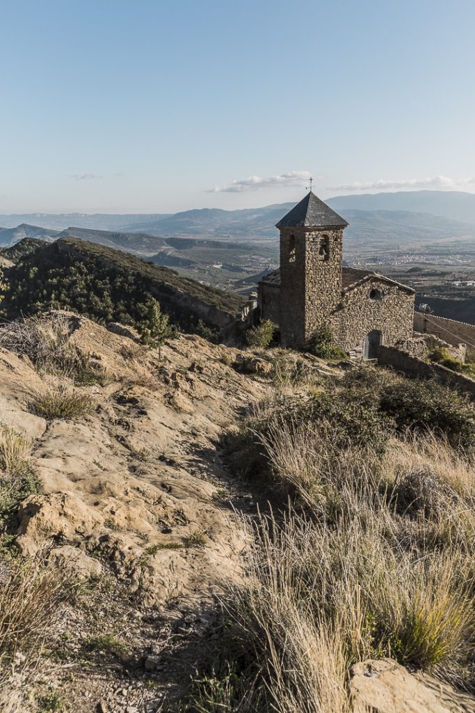 Eglise romane du village de Santa Engracia dans les terres de Lleida en Catalogne #macatalogne #catalogne #tremp