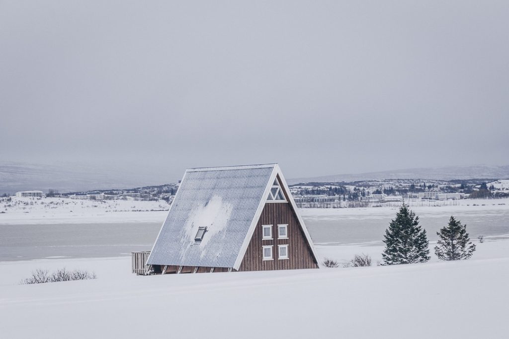Ou dormir pas cher en Islande ? Pourquoi pas un petit chalet à Egilsstadir #islande #egilsstadir