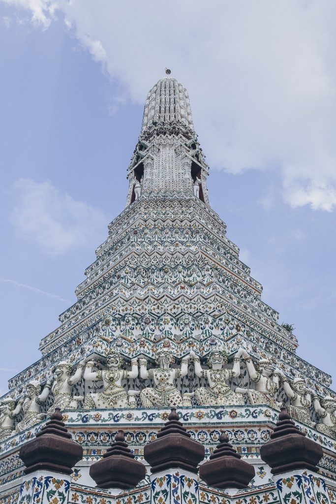 Wat Arun, un temple incontournable à visiter à l'occasion d'un stopover de 3 jours à Bangkok #thailande #bangkok