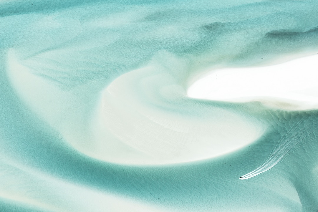 Whitehaven beach - La plus belle plage du monde se trouve dans le Queensland en Australie #queensland #australie