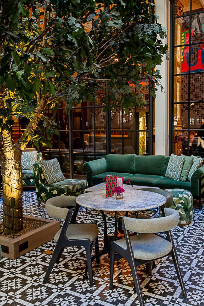 Jardin d'hiver du restaurant Refuge by Volta à Manchester, une bonne adresse pour manger des tapas à Manchester #bestofMCR #lovegreatbritain #angleterre