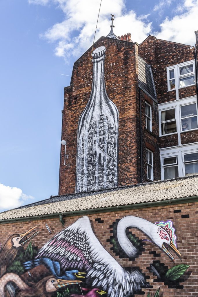 Street art manchester – oeuvres de phlegm et mateus bailon