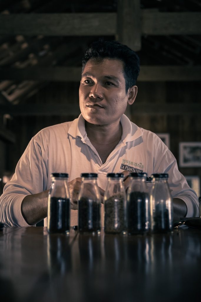 Guide à La Plantation, une plantation de poivre de Kampot au Cambodge