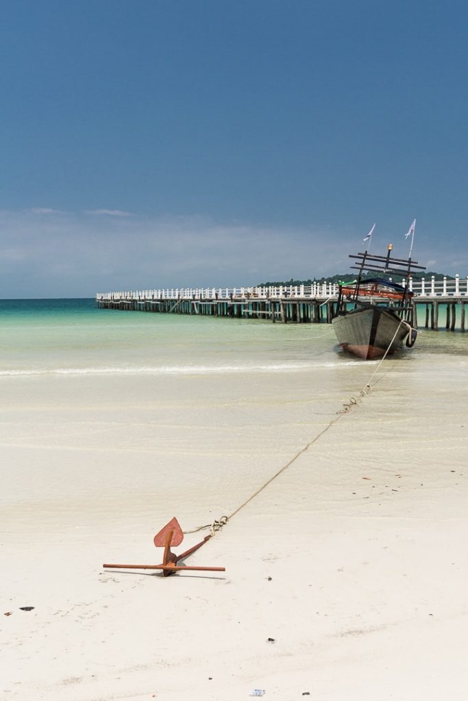 Bateau sur Saracen bay à Koh ROng Samloem