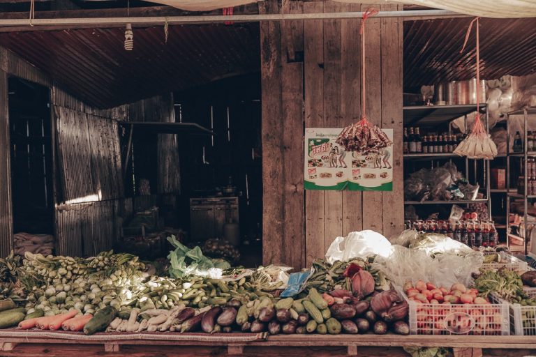 Etale du marché de Banteay Chhmar, Cambodge