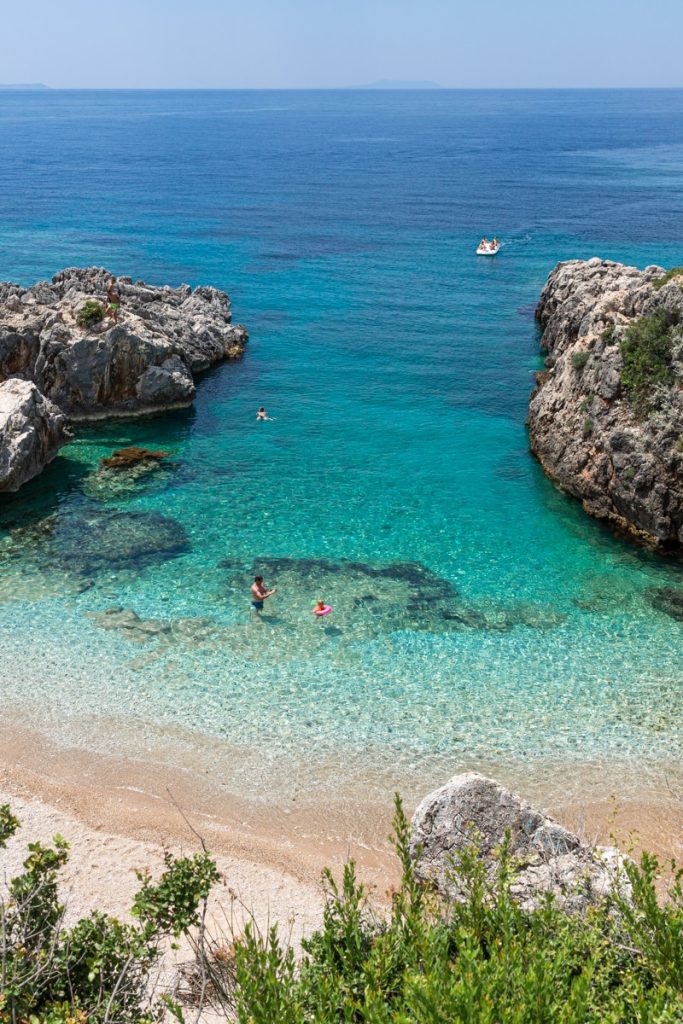 Crique paradisiaque près de Himara