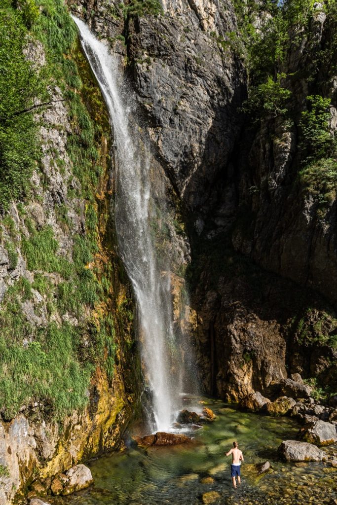 Cascades de Grunas, une randonnée de 3h autour de Theth en albanie