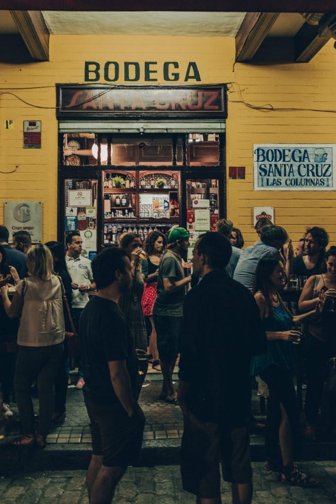 Bodega dans le quartier de Santa Cruz à Séville en Andalousie #espagne