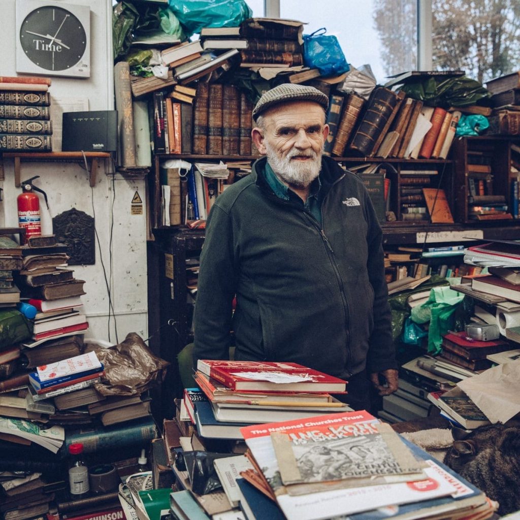 Voltaire & Rousseau une boutique de livres de 2nde main très improbable à Glasgow, Ecosse