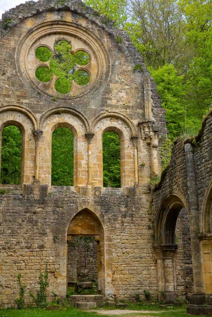 Rosace ruines orval