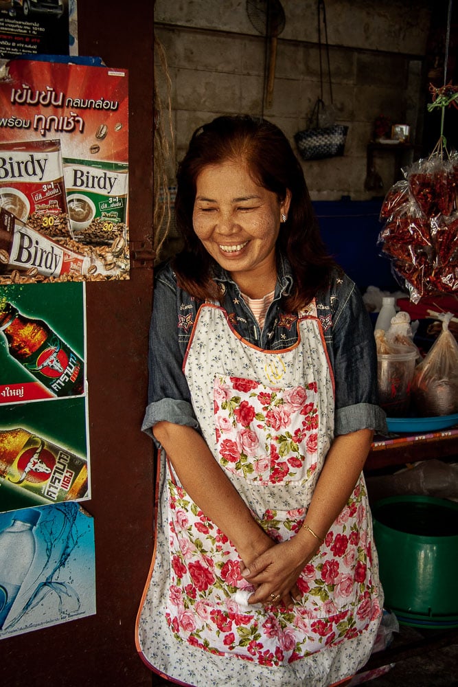 Vendeuse marche chiang Mai