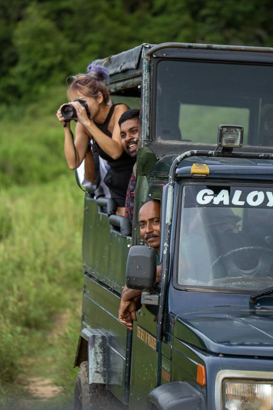 safari gal oya